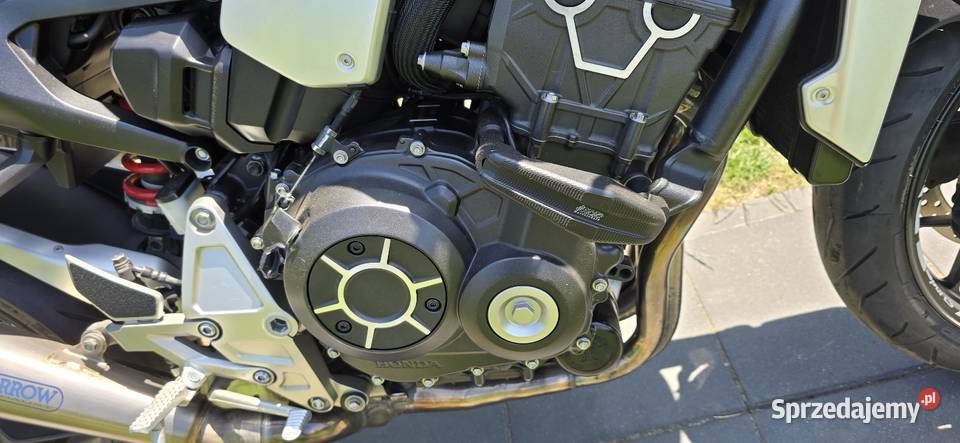 Honda cb1000r doinwestowana salon 1000cm3 Wierzyce