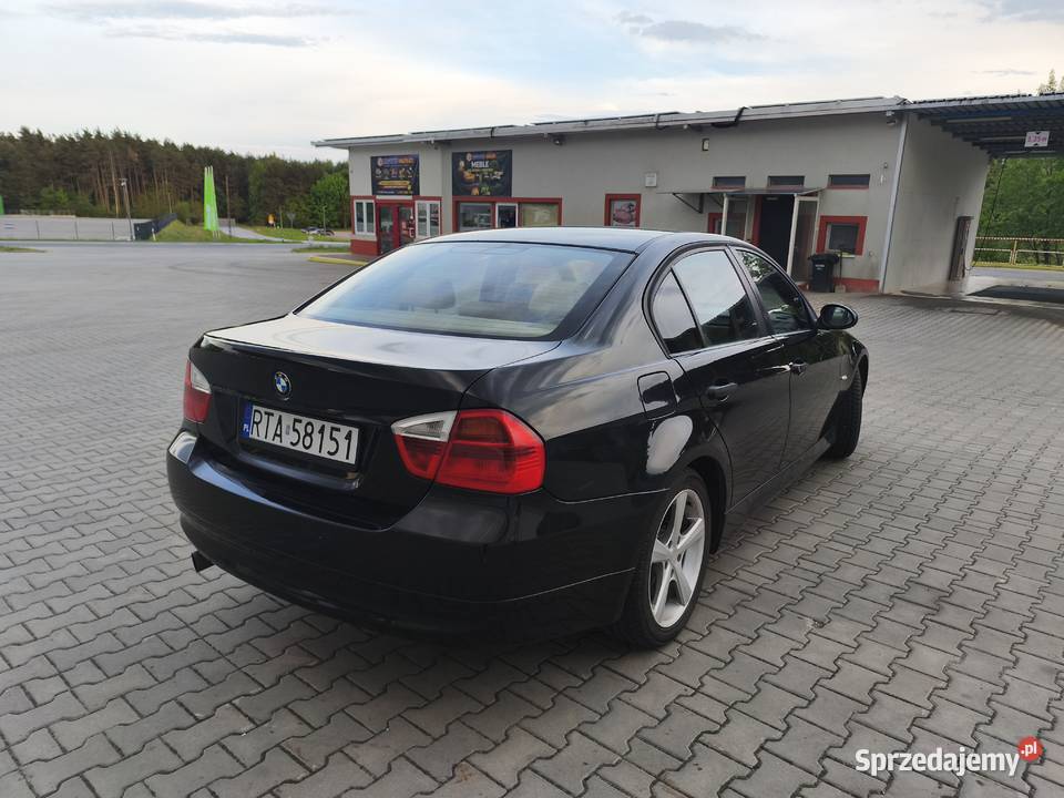 BMW E90 20 benzyna stan 2000cm3 Koprzywnica sprzedam