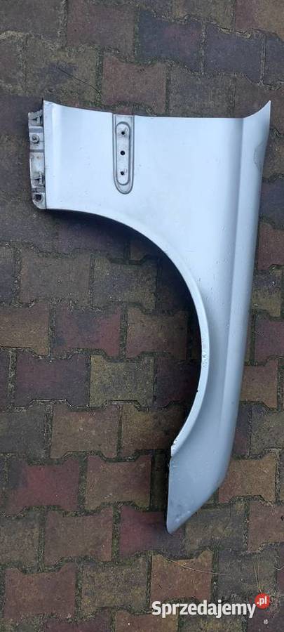 Blotnik prawy mercedes w203 sedan Rok produkcji 2002 Zbąszyń