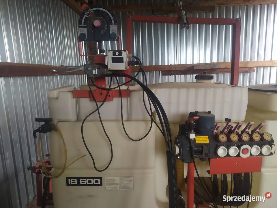 Opryskiwacz Holder 600 l12m Pniówek