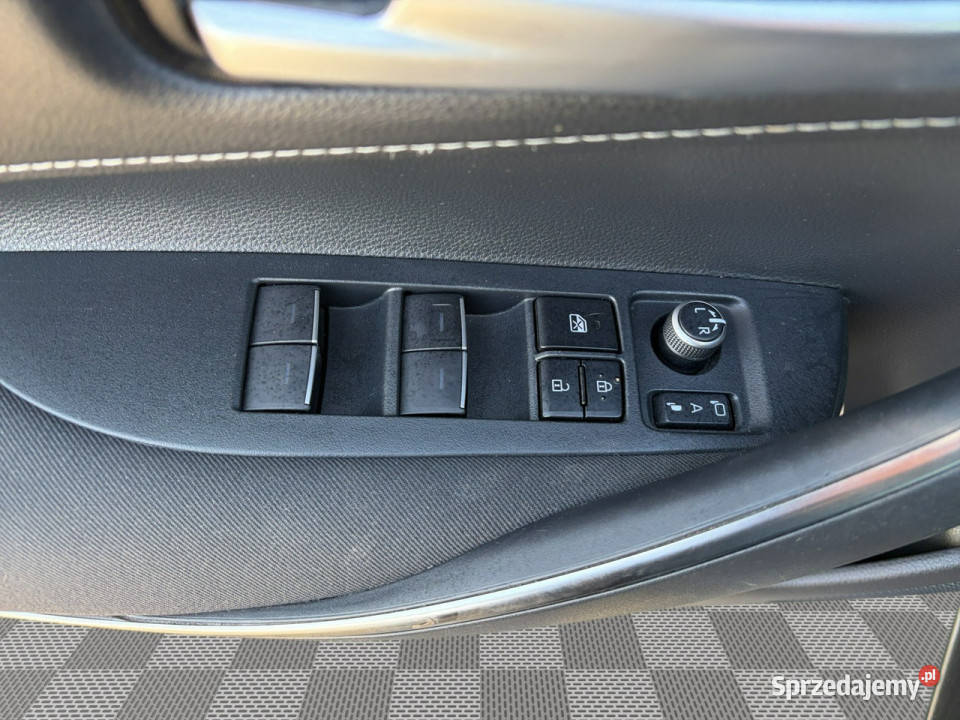 Toyota Corolla WE6T79618 Hybrid Comfort Podgrzf kurtyny powietrzne