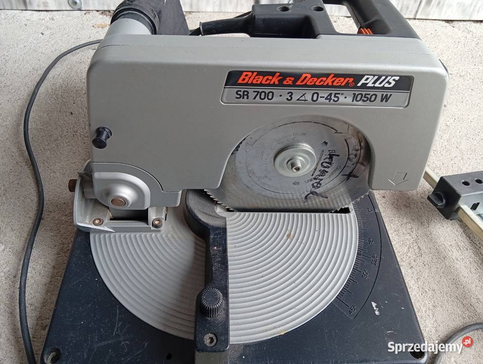 pilarka ukośna ukośnica Black Decker Plus SR700 Narzędzia Byczyna