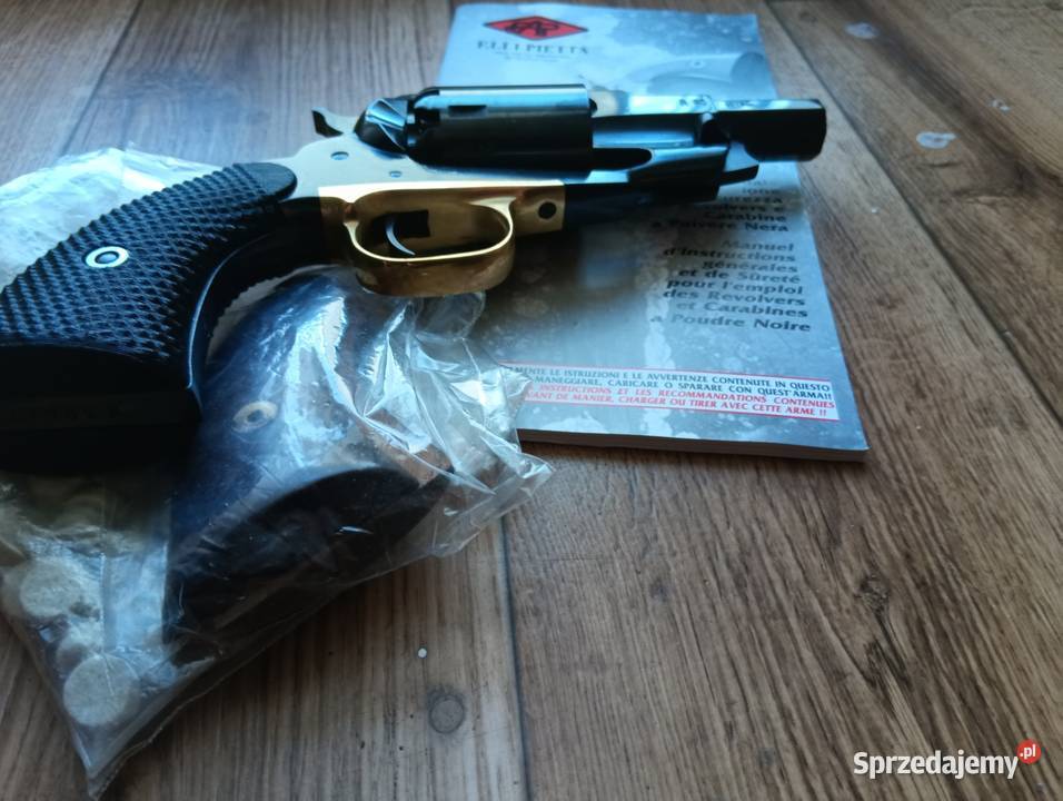 Rewolwer czarnoprochowy Remington Bulldog Warszawa