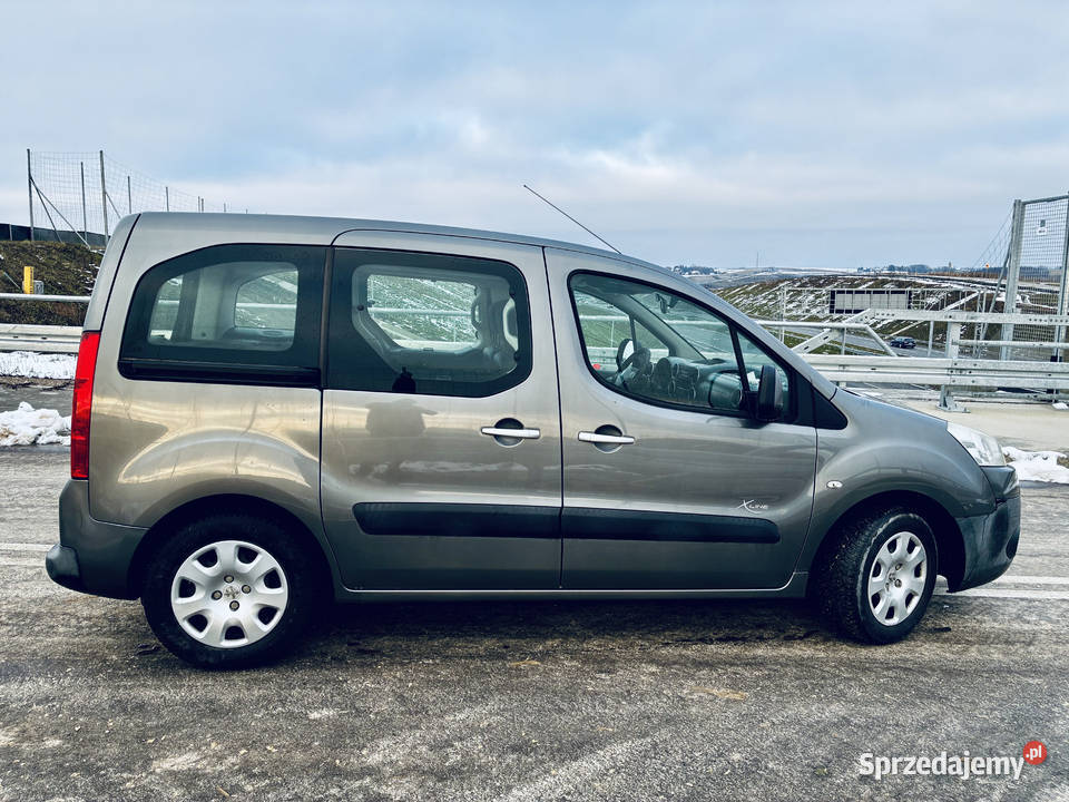 Bezwypadkowy serwisowany sprawna klimatyzacja małopolskie sprzedam