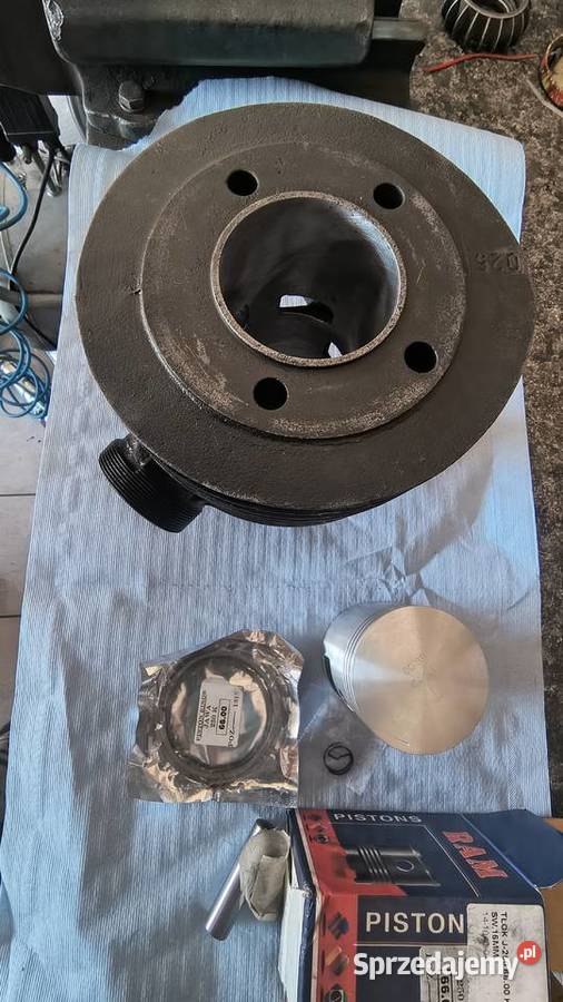 Cylinder Jawa 250 model 353 Motoryzacja