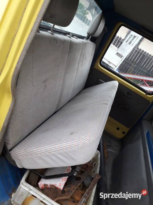 Toyota dyna fotel kierowcy ławka pasażera tylna Złoczew sprzedam