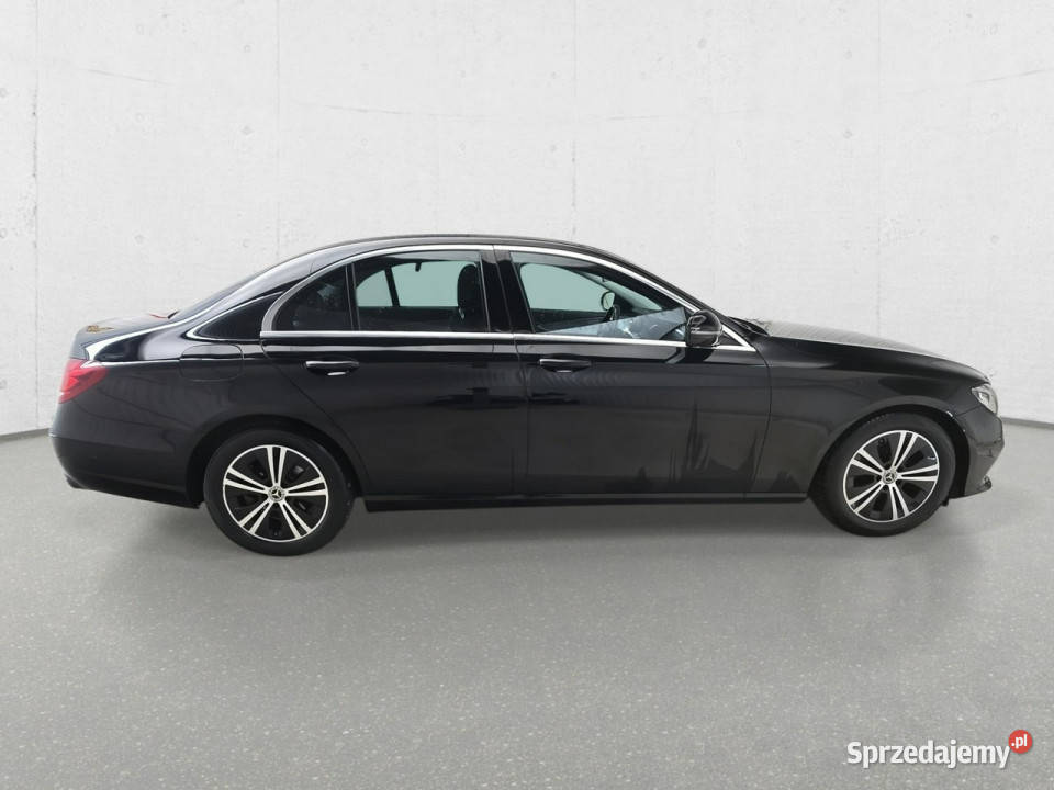 Mercedes E 220 W213 2016 Rok produkcji 2020 dolnośląskie Komorniki