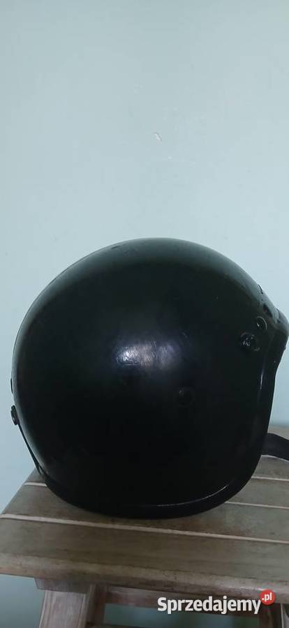 Stary kask motocyklowy z PRL Kraków