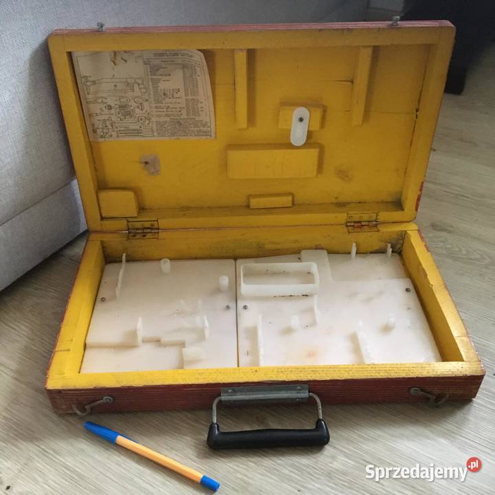 Skrzynka drewniana narzedziach ZSRR Warszawa