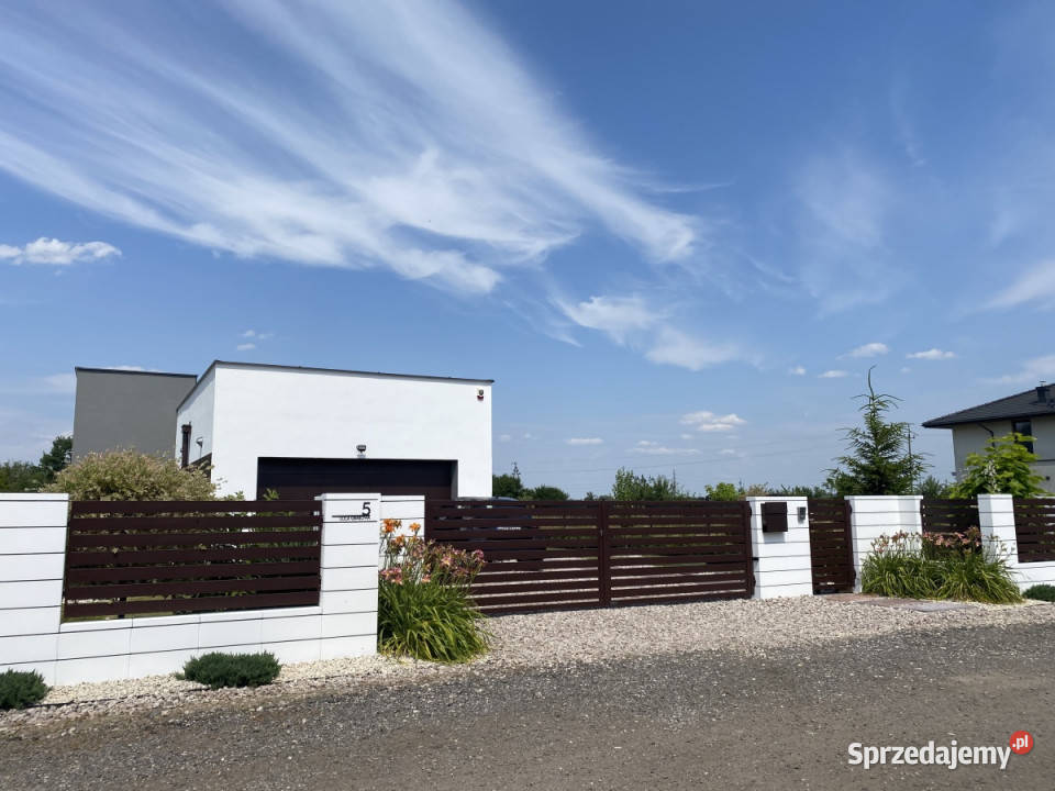 Dom indywidualny projekt architektoniczny utwardzona Boża Wola