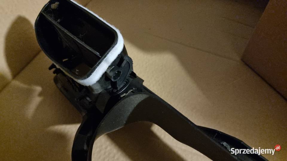 Listwa nawiewów ramka zegarów Peugeot 406