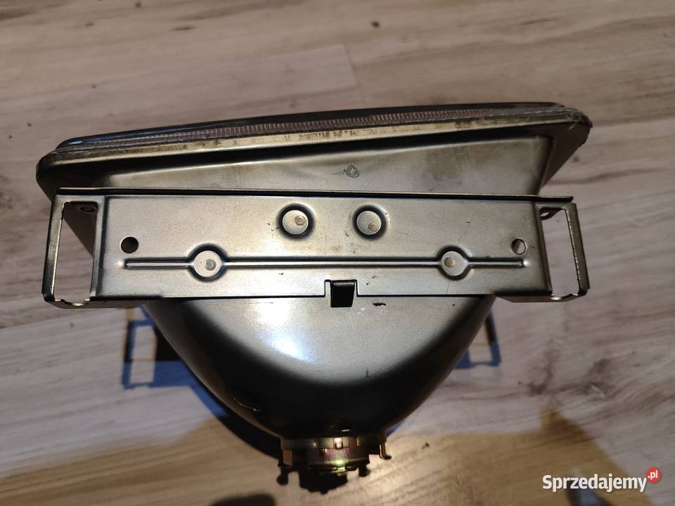 Lampa Ford Fiesta mk2 8489 prawa nowa prawe Lampy przednie Lampy przednie Drążna