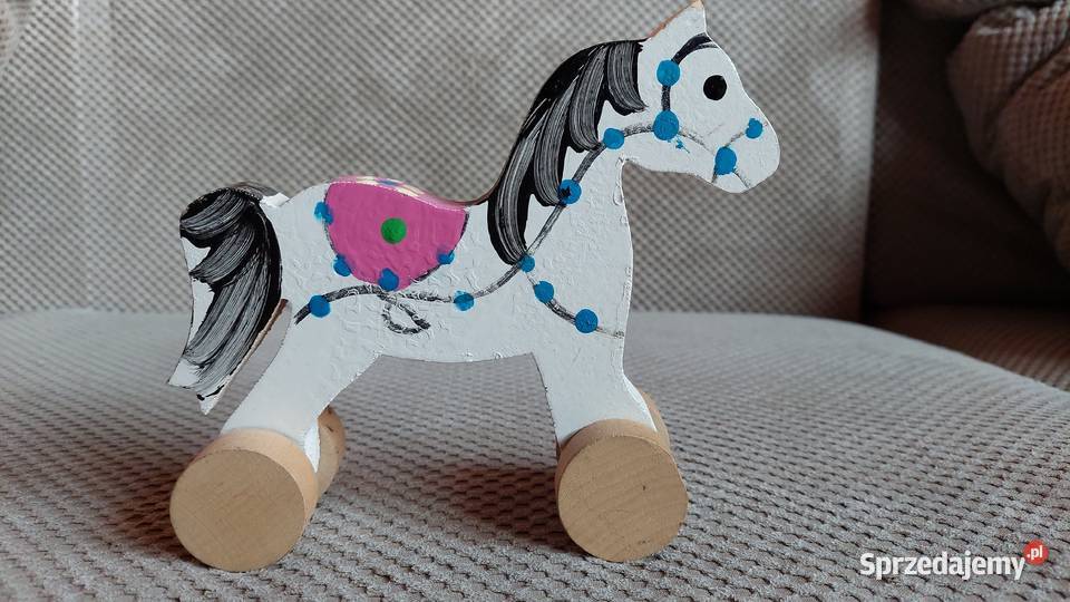 konik drewniany malowany sprzedam