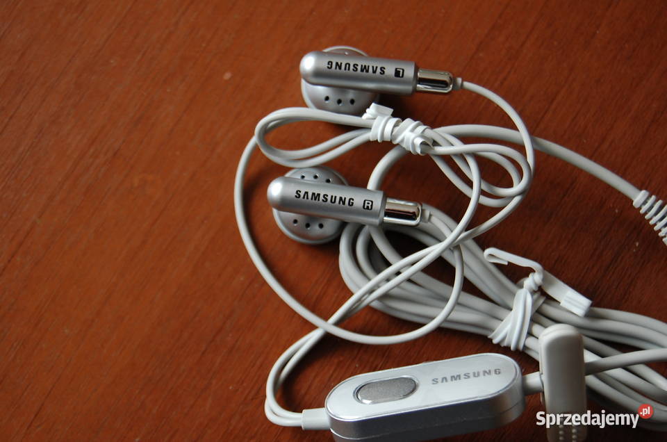 Słuchawki i kabel USB do telefonu Samsung SGH-U700. Nowe