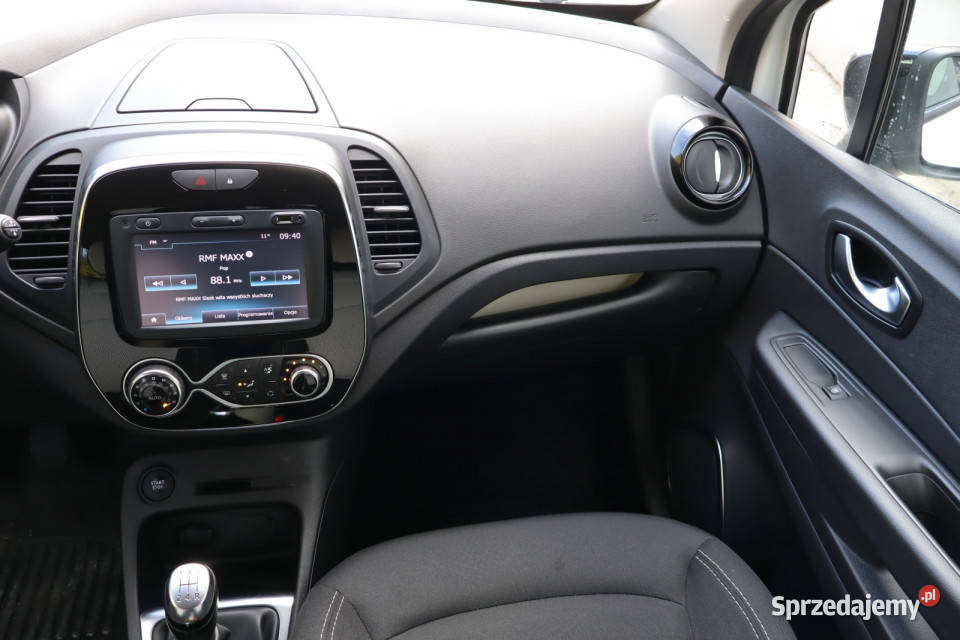 Renault Captur 09 TCe 898cm3