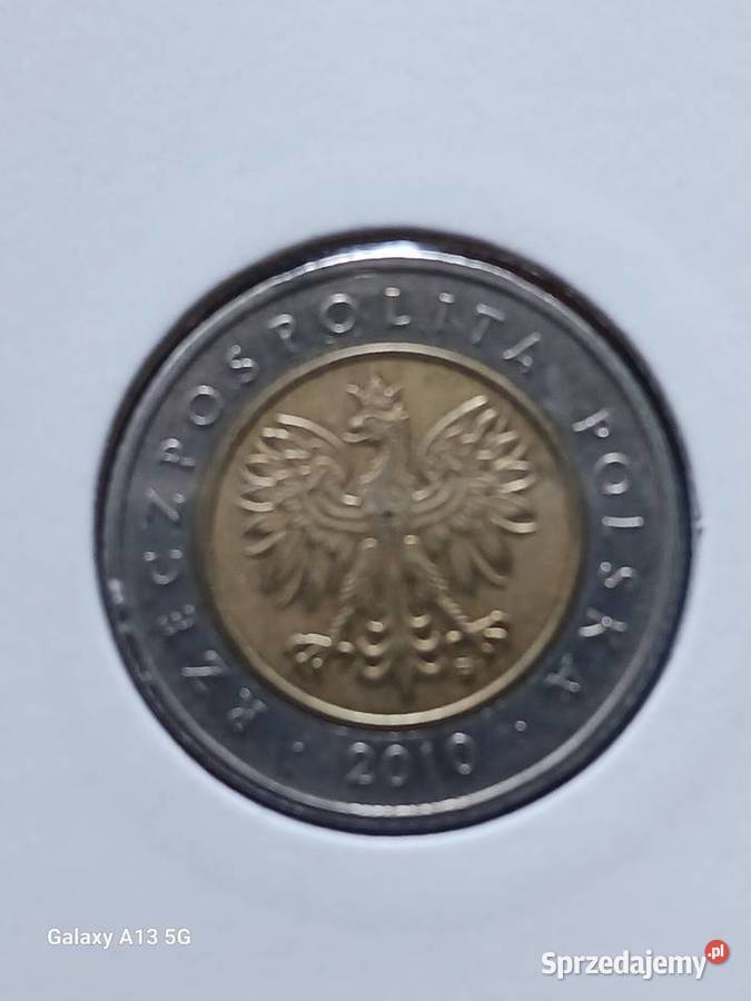 5 Złotych 2010 r DESTRUKTnapis dotyka rdzenia Konin