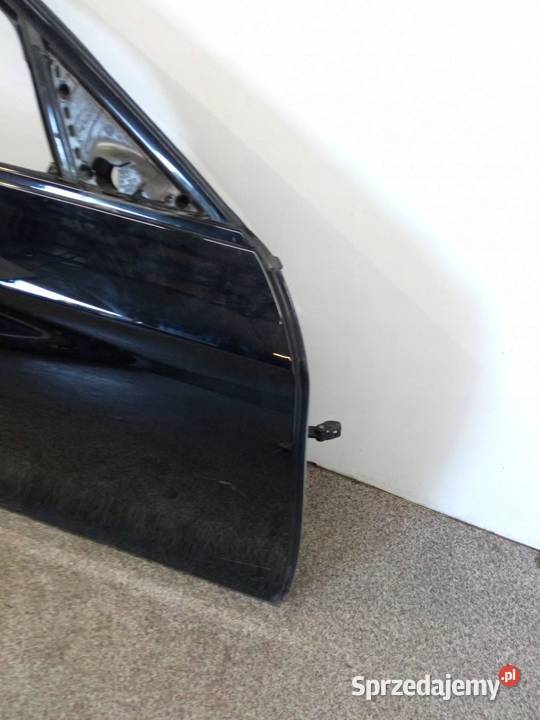 DRZWI PRAWE PRZÓD CZARNE Bmw Seria 5 VI 2010