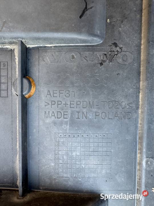 Płyta osłona pod zderzak przód Volvo xc60 II 2 Rok produkcji 2020 Międzychód sprzedam