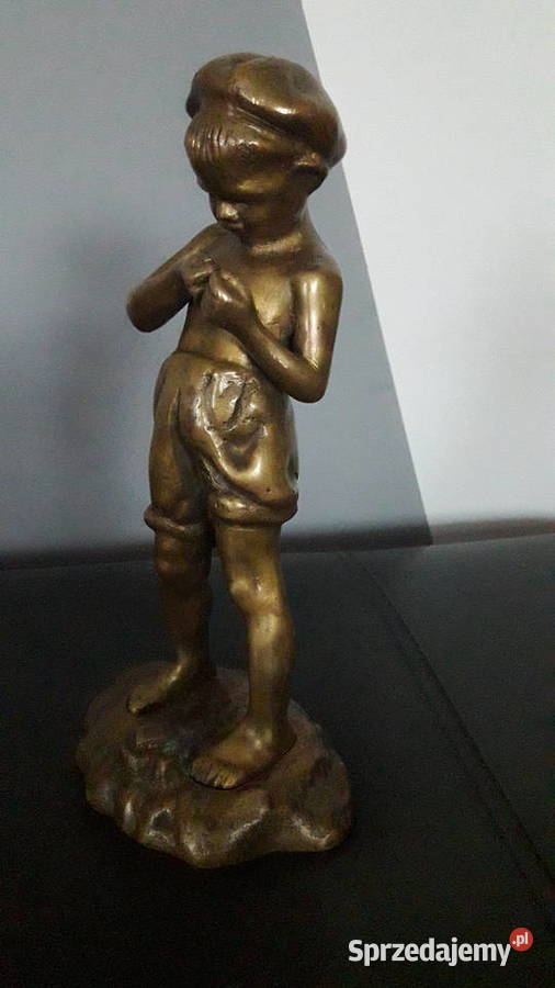 Figurka rzeżba z brązu chłopca sygnowana XIX XX Janów Lubelski sprzedam