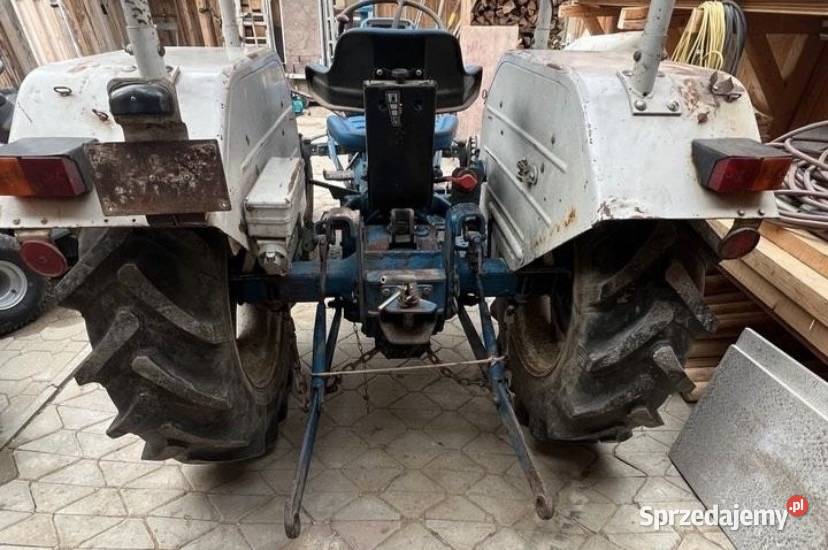 Traktor ciągniki FORD 2000 ursus c330 c360 zetor Pokój