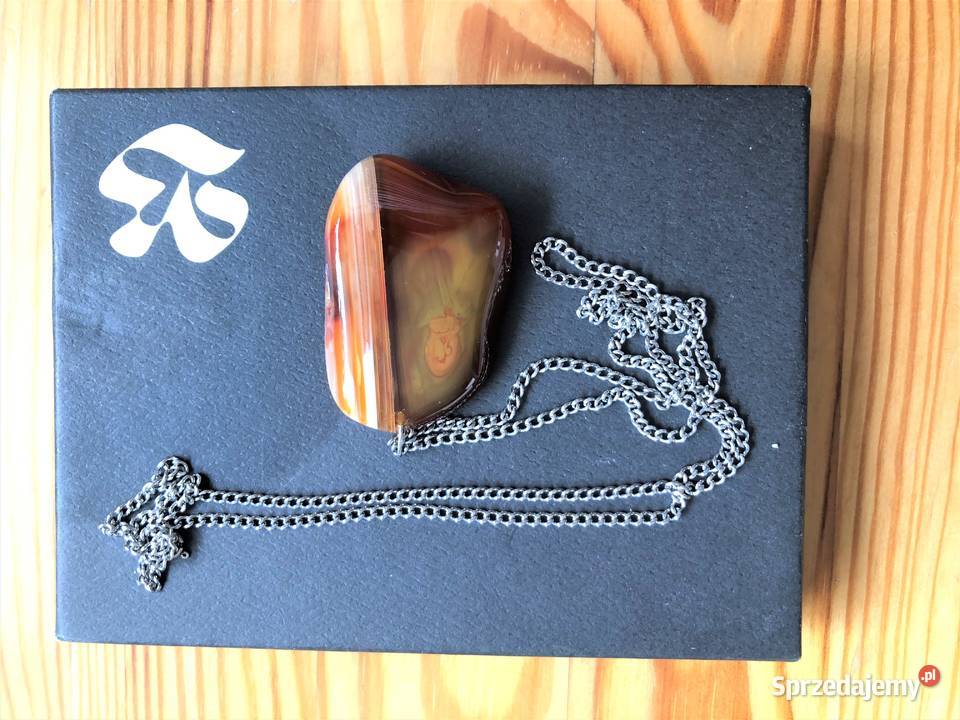 Wisior z agatu brązowego na łańcuszku Gdańsk