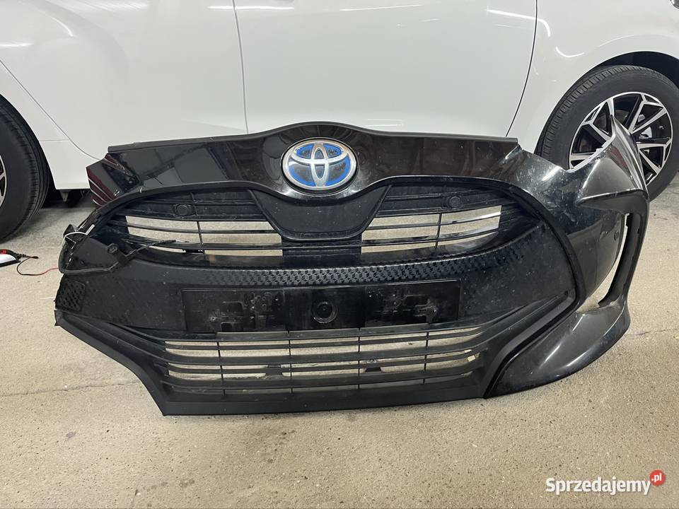 Toyota Yaris IV Grill atrapa pdc radar osobowe Atrapy Atrapy Bełchatów