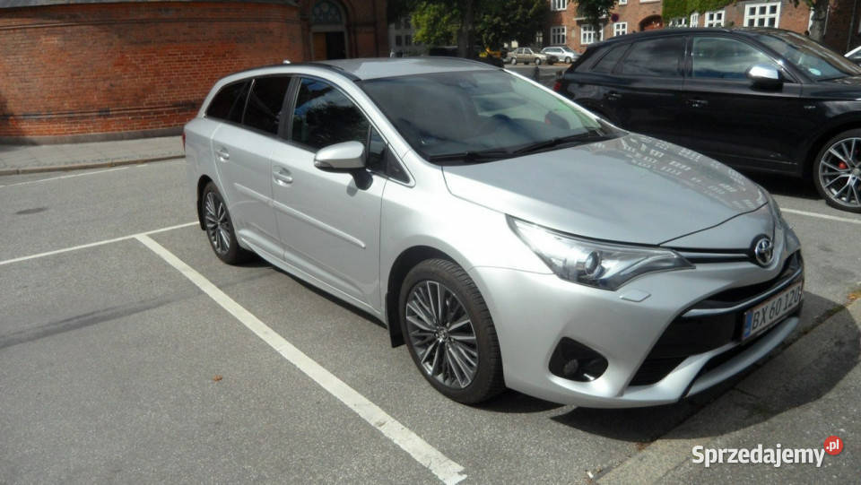 Toyota Avensis III 2009 VAT marża Avensis wielkopolskie sprzedam