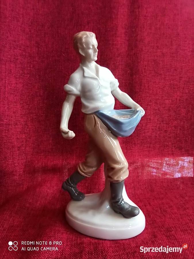 Figurka siewcy Sygnatura numeryczna wycisk w Porcelana i szkło pomorskie Gdańsk