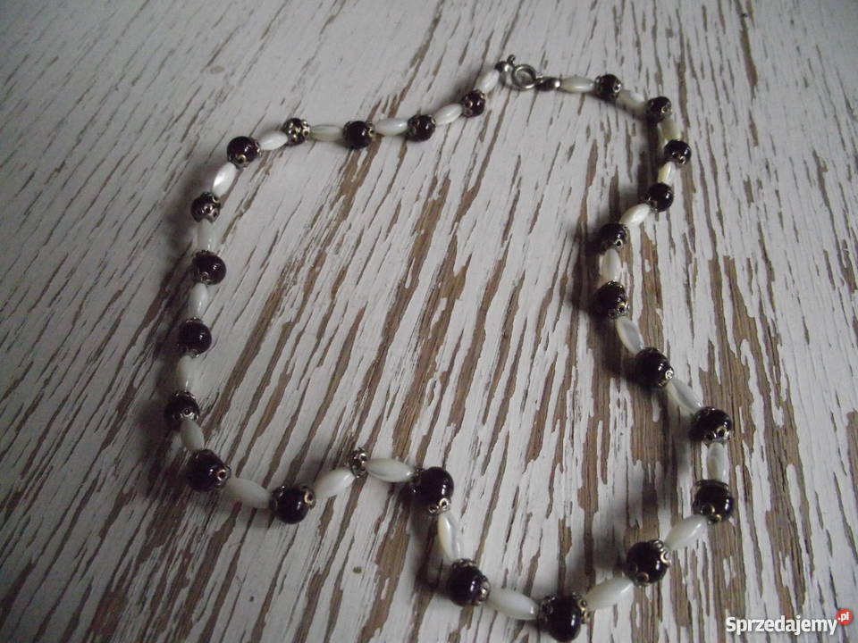 WIEKOWY NASZYJNIK Z BURGUNDOWYMI KAMIENIAMI I wielkopolskie