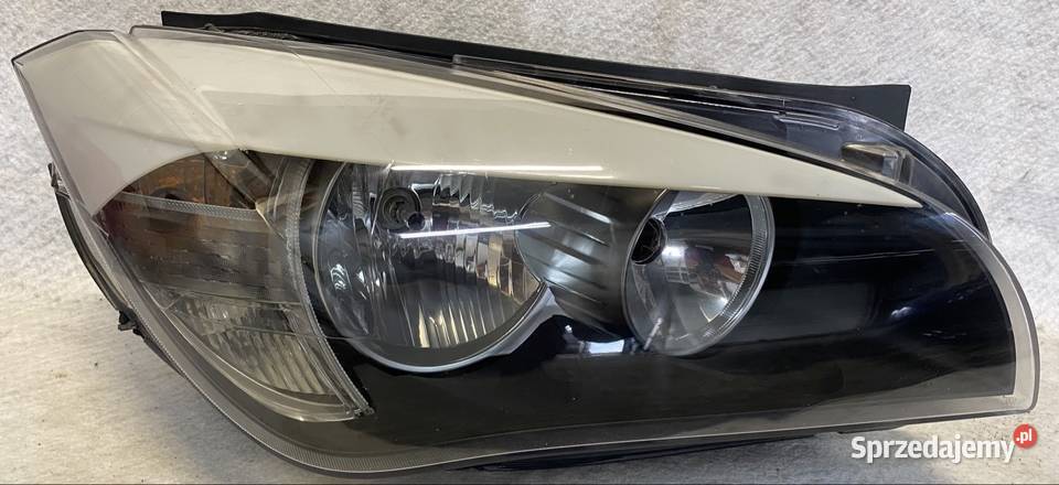 Lampa prawy przód BMW X1 E84 zwykła 89093494 Jasienica