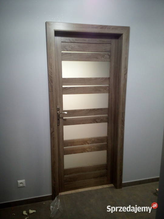 MASKOWANIE STARYCH FUTRYN BEZ WYRYWANIA I Drewno Dębica