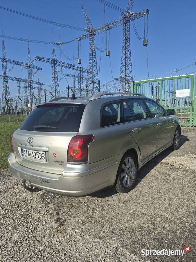Toyota avensis 20 d4d hak Widełka