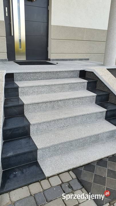 Stopnica granitowa szara płomieniowana G603 Tczew