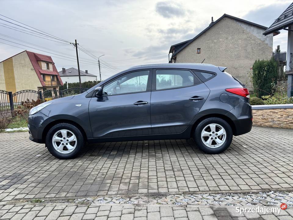 Hyundai ix35 16 135 2010 Bezwypadkowy Mały manualna