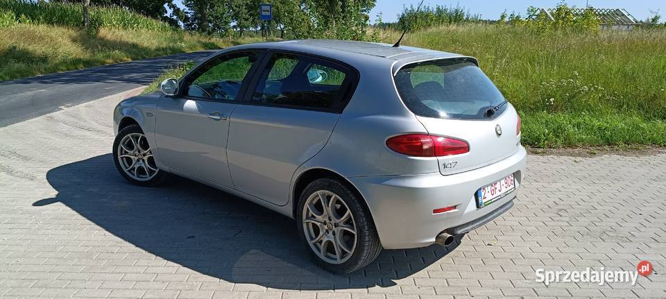 Alfa Romeo 147 16 105 benzyna 2010 Brodnica