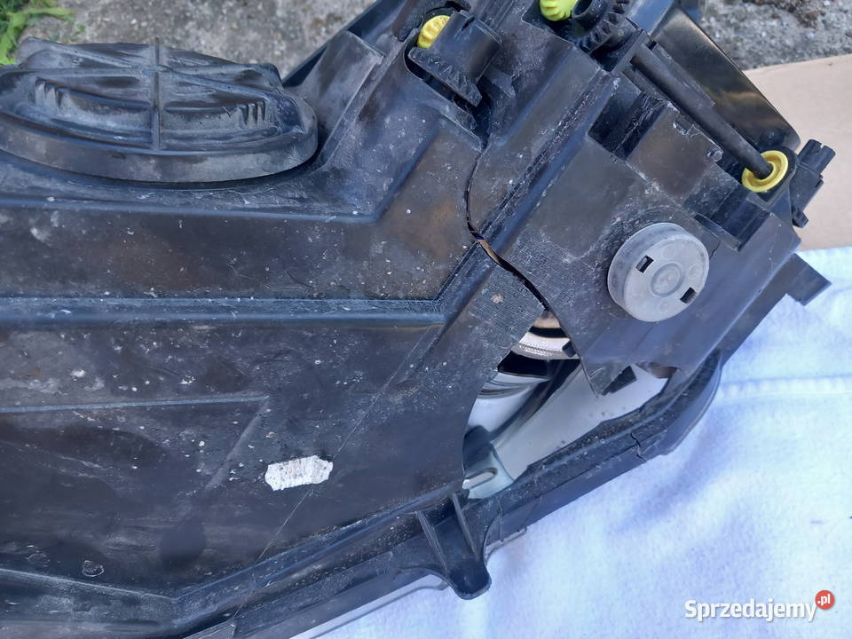 Lampy soczewki corsa d AFL Żary sprzedam