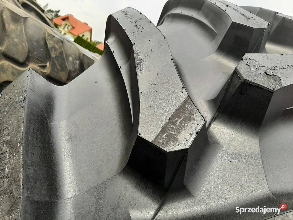 Opona używana rolnicza 71070R42 TRELLEBORG podlaskie Zaścianki
