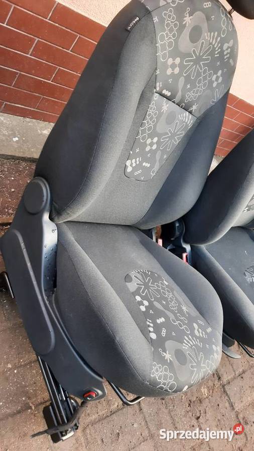 fotel prawy lewy ford ka mk2 z poduszką grzany Dębno