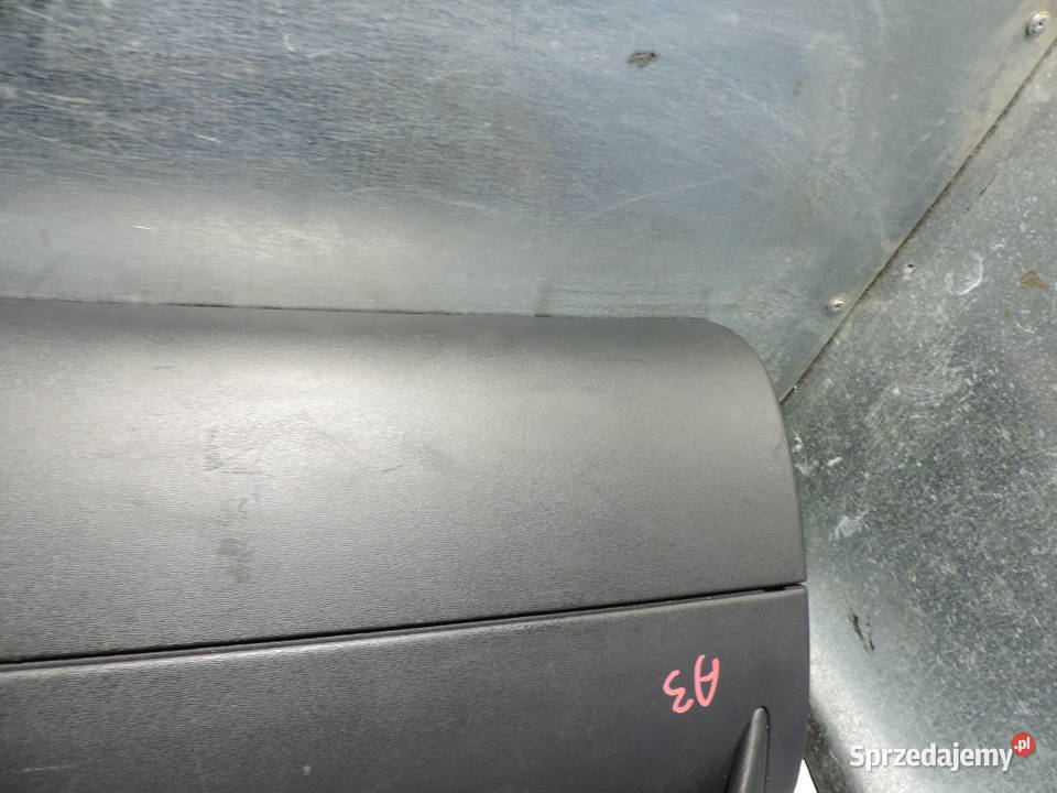 SCHOWEK PASAŻERA AUDI A3 8L FL Nowy Sącz