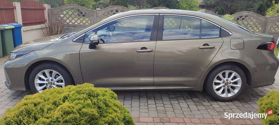 Toyota Corolla 16 benzyna 132 isofix Włocławek