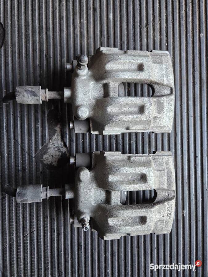 Tylne zaciski BMW E90 Łagów