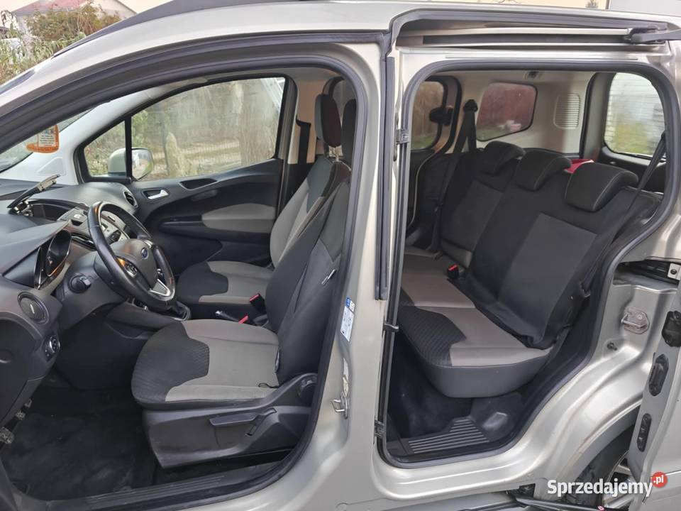 Ford tourneo courier 136200km