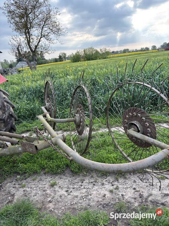 Sprzedam zgrabiarko przetrząsarke świętokrzyskie Sobótka sprzedam