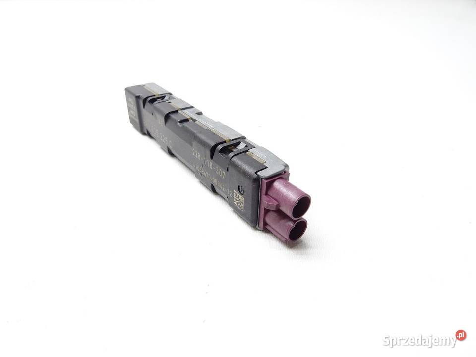 WZMACNIACZ ANTENY ANTENOWY 8R0035225C AUDI Q5 8R