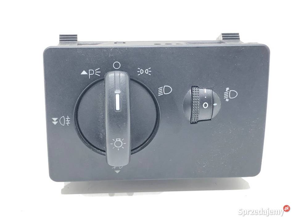 WŁĄCZNIK ŚWIATEŁ FORD FOCUS II 7M5T13A024LA 0413 osobowe sprzedam