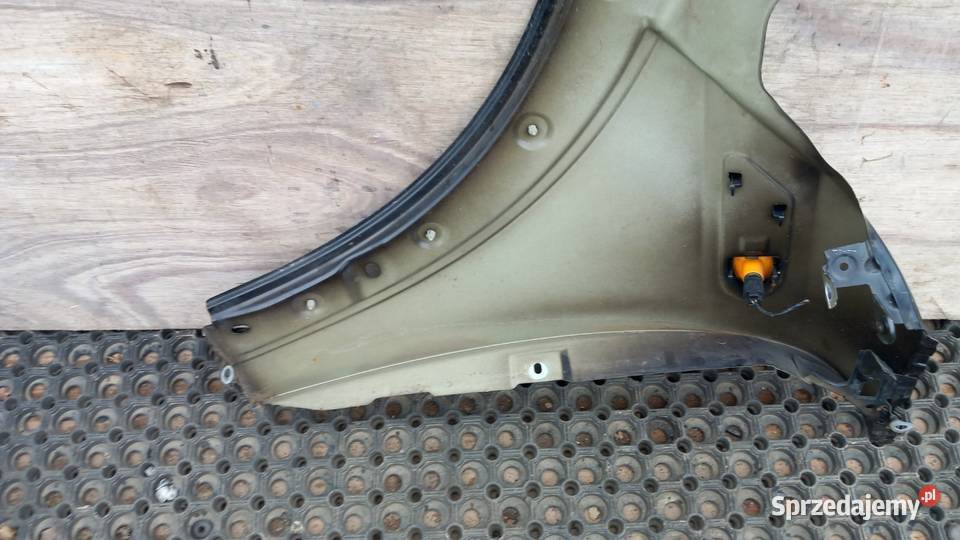 MINI COOPER R56 BŁOTNIK PRZÓD PRAWY A25 Zbierkowo