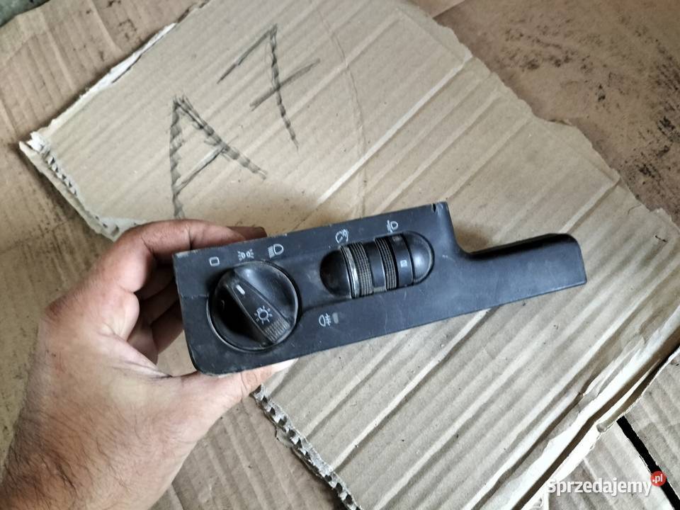 Włącznik świateł passat b4 b 4 osobowe Kamień-Kolonia sprzedam