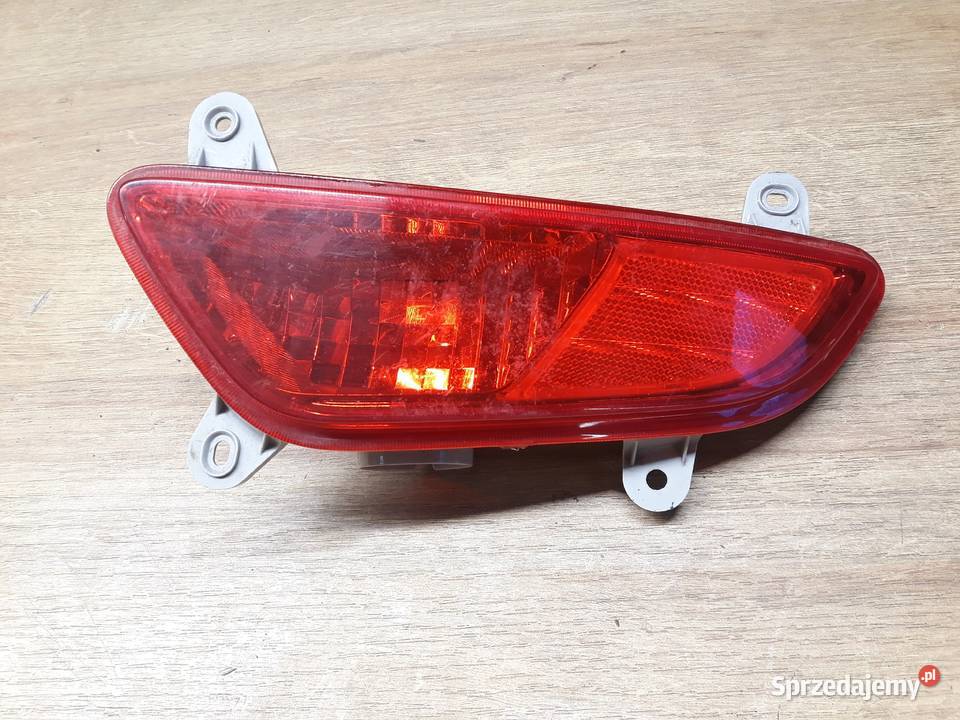 HYUNDAI IX20 LAMPA PRZECIWMGIELNA LEWA TYŁ Międzychód