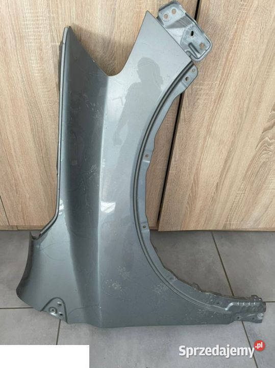 Suzuki Sx4 błotnik przód prawy II osobowe Kozubszczyzna