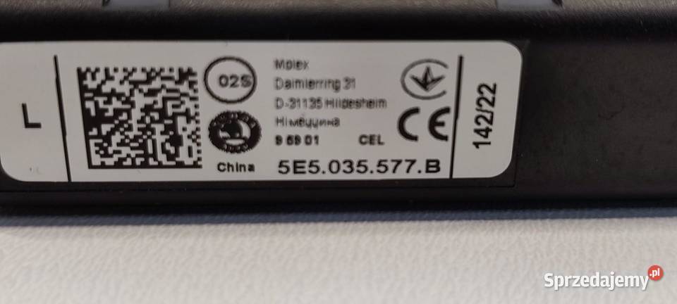 CUPRA FORMENTOR WZMACNIACZ ANTENOWY 5E5035577B osobowe dolnośląskie sprzedam